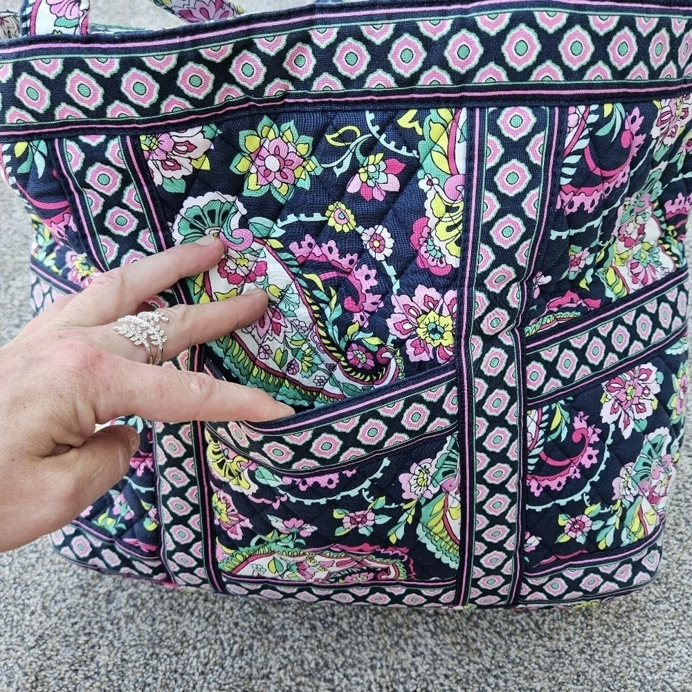 Vera Bradley Petal Paisley Tic Tac Tote Large Floral Shoulder Bag Zip Top